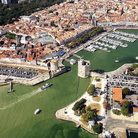 Au Coeur De La Ville +wifi Apartahotel